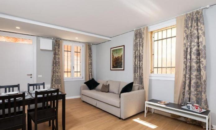 Bricola Biennale Apartment
